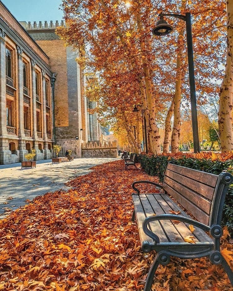 Day 2: Tehran – Museums & Palaces