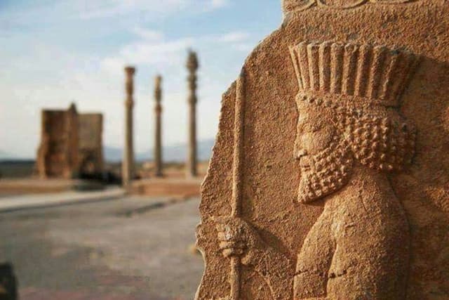 Classic Persia Essentials 7 Day Group Tour