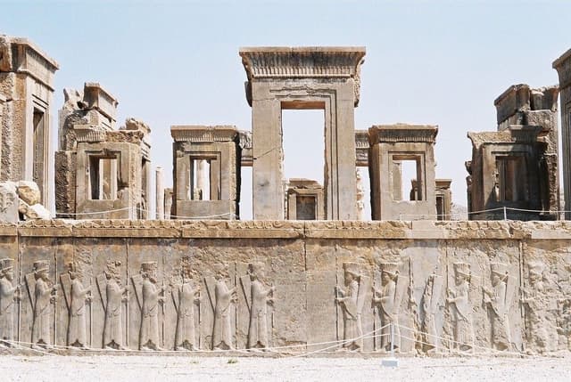 Persian Treasures: Isfahan & Shiraz in 5 Days