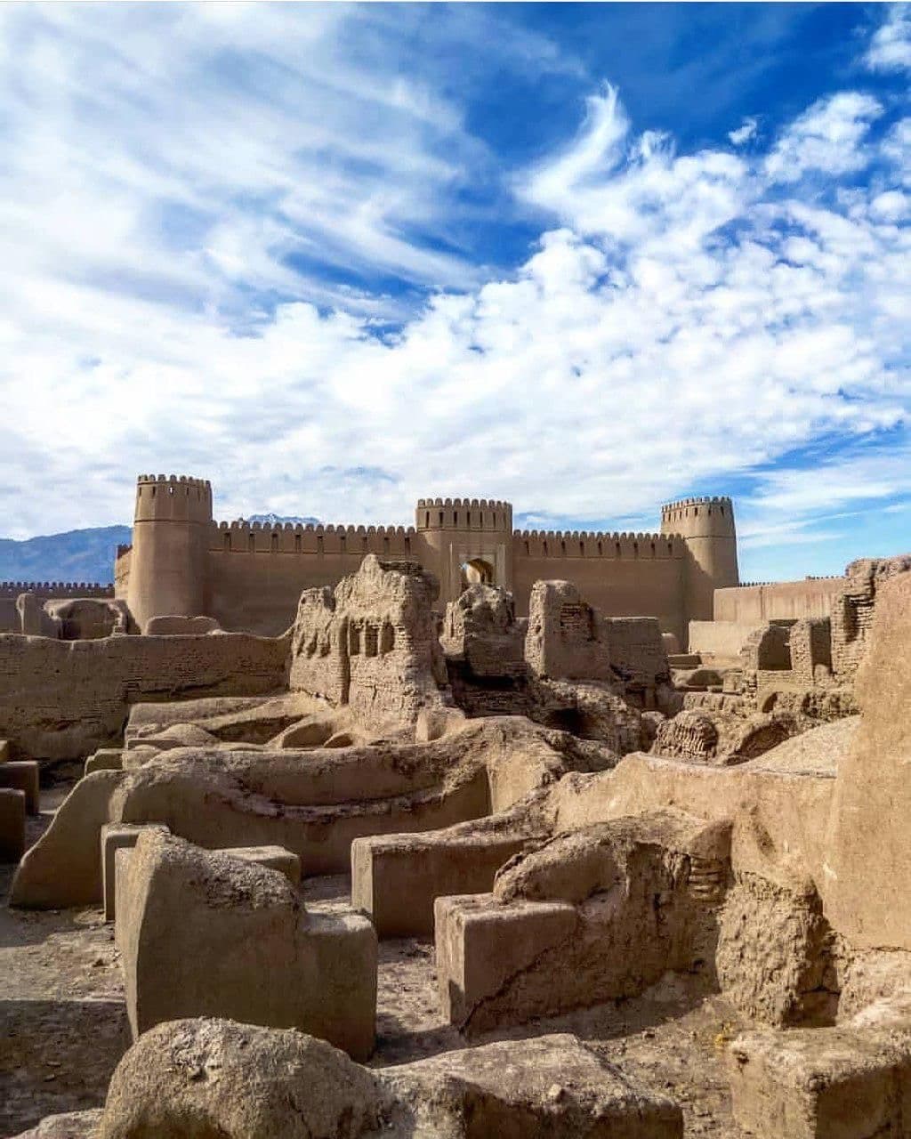 Rayen’s ancient adobe citadel on Kerman & Desert Caravanserais | A 6-Day Cultural Adventure