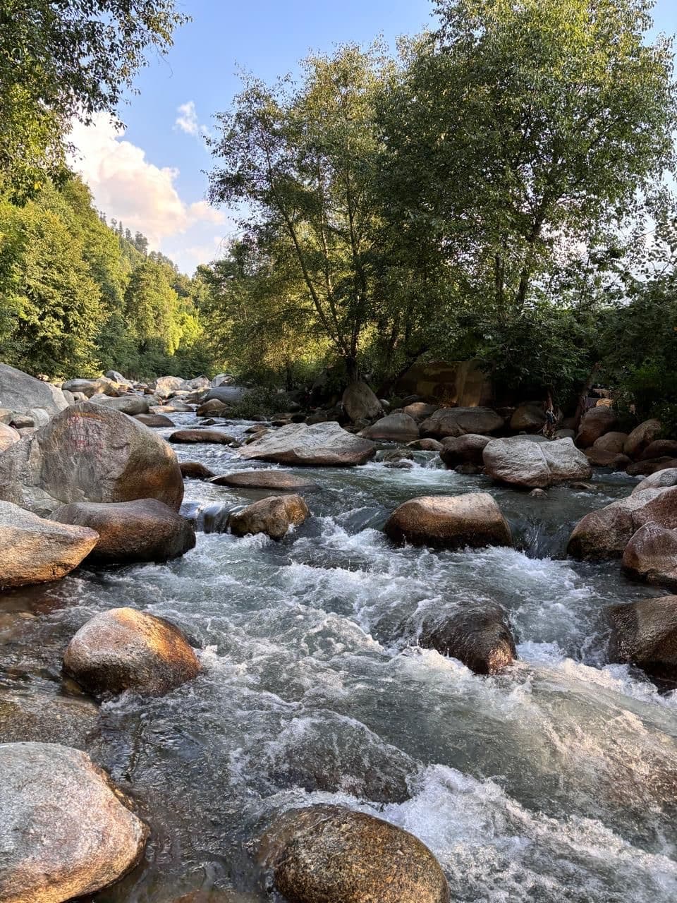 Day 7 – Drive to Yasuj & Zagros Valleys