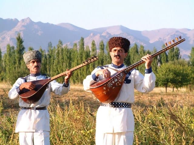 A rare blend of Northern and Southern Iranian cultural experiences. on North West & Persian Poets 12 Day Luxury Group Tour