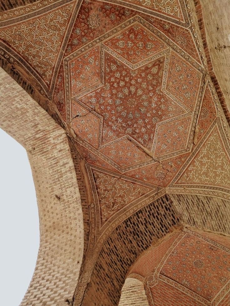 North West & Persian Poets 12 Day Luxury Group Tour