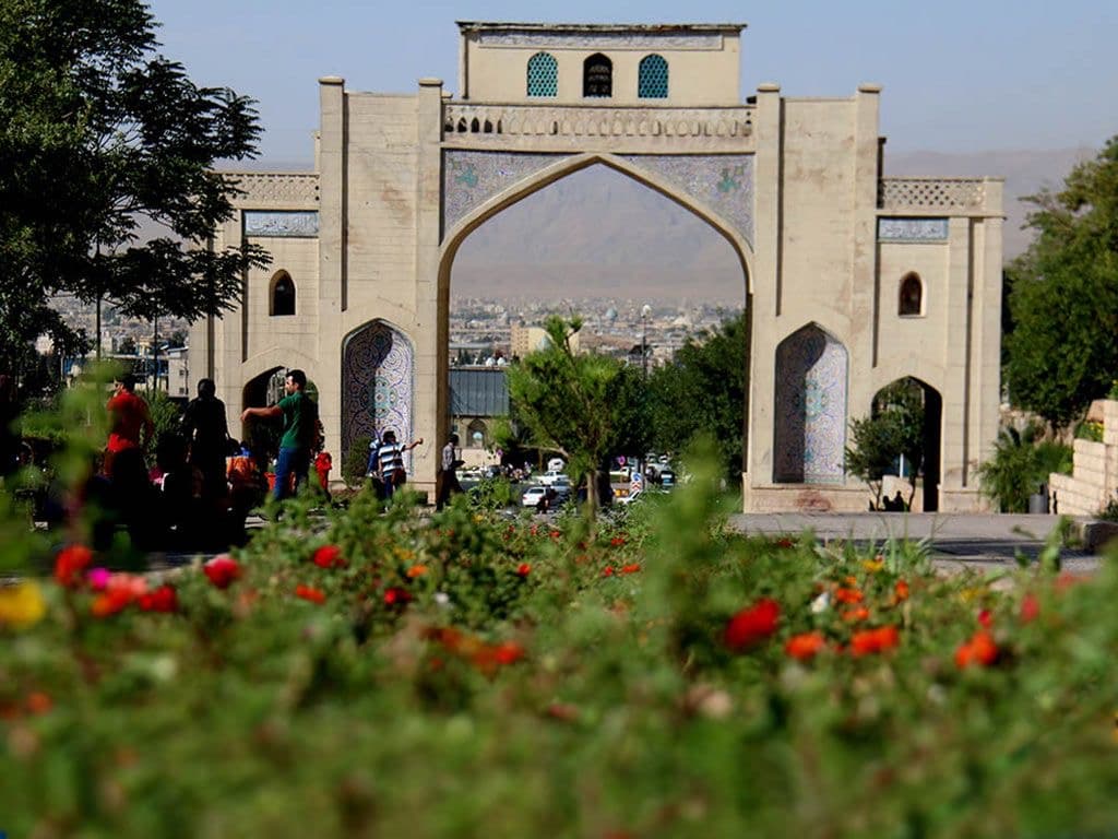 Day 6 – Fly to Shiraz