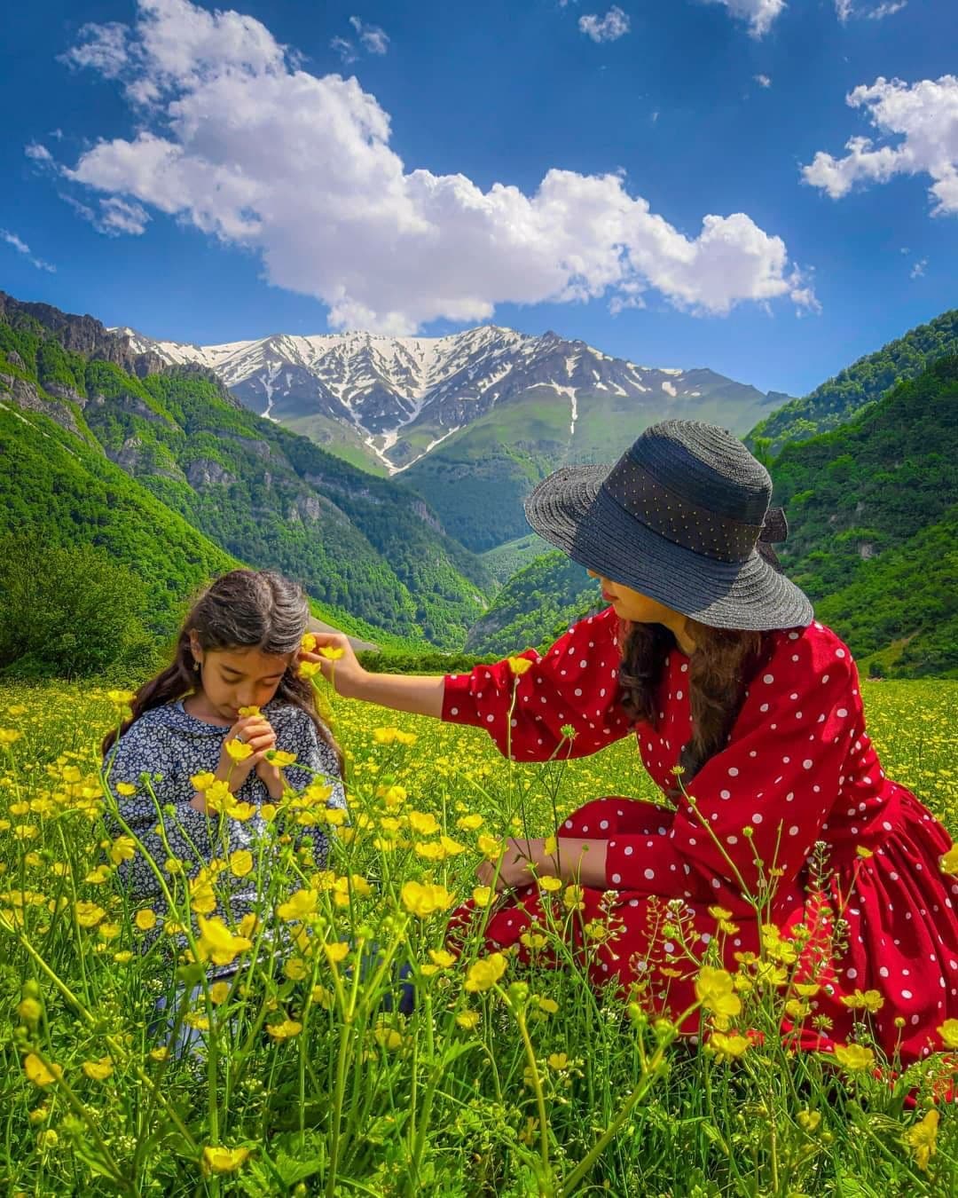 Zagros Mountains – Trek through scenic valleys, wild meadows, and natural springs. on Nomads & Peaks of Zagros – A Journey into Iran’s Nomadic Heart