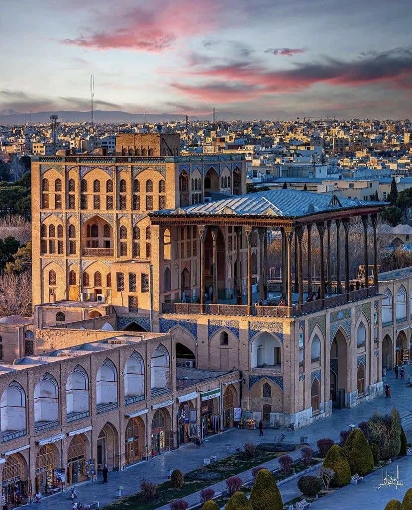 Day 4 – Isfahan: Gardens of Empire on Persian Gardens & Poetry Iran 9 Day Group Tourr
